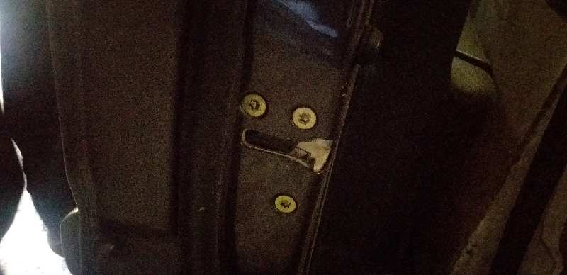 CERRADURA PUERTA DELANTERA IZQUIERDA 