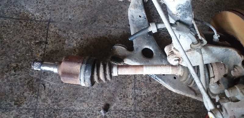 TRANSMISION DELANTERA IZQUIERDA