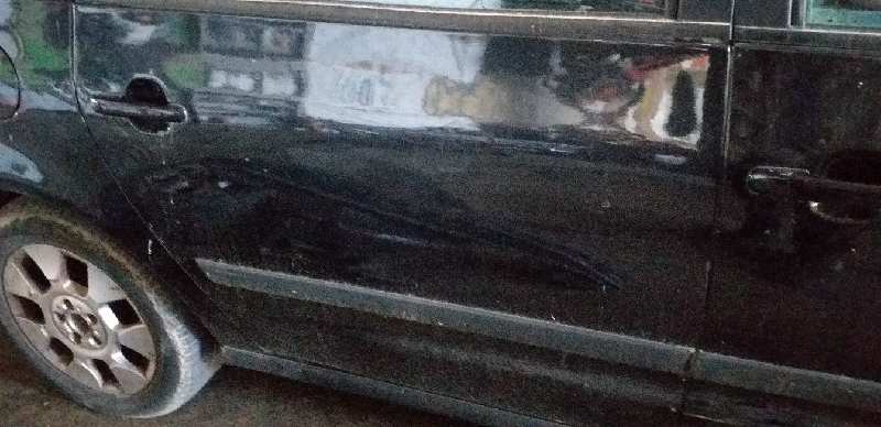 PUERTA TRASERA DERECHA