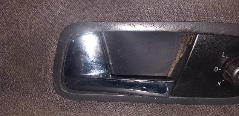 MANETA INTERIOR DELANTERA IZQUIERDA