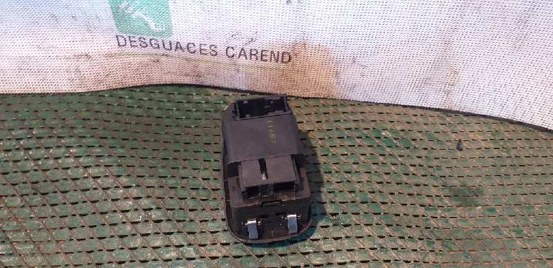 MANDO ELEVALUNAS DELANTERO IZQUIERDO 