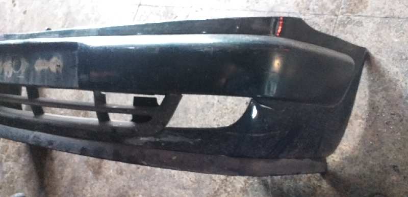 PARAGOLPES DELANTERO