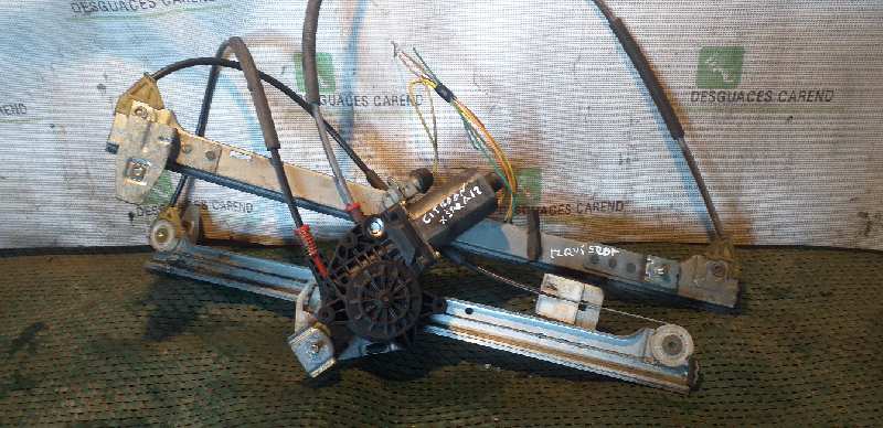 ELEVALUNAS DELANTERO IZQUIERDO