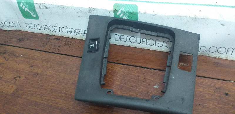 MANDO ELEVALUNAS DELANTERO IZQUIERDO 