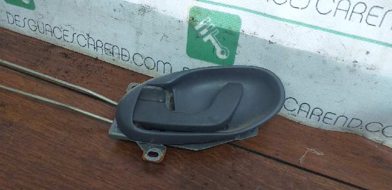 MANETA INTERIOR DELANTERA IZQUIERDA