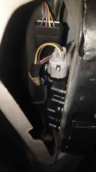 CERRADURA MALETERO / PORTON