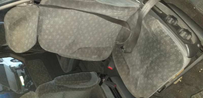 ASIENTO DELANTERO IZQUIERDO