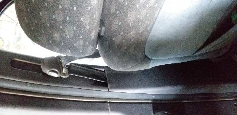 CINTURON SEGURIDAD DELANTERO IZQUIERDO