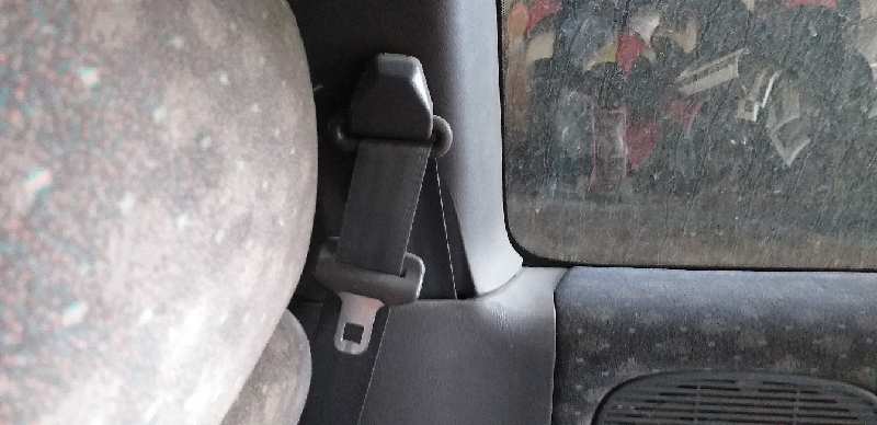 CINTURON SEGURIDAD TRASERO DERECHO