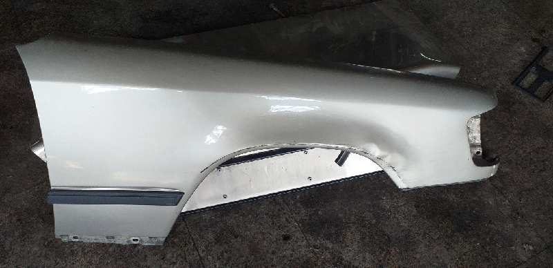 ALETA DELANTERA DERECHA