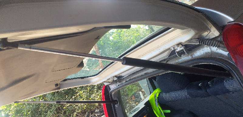 AMORTIGUADORES MALETERO / PORTON