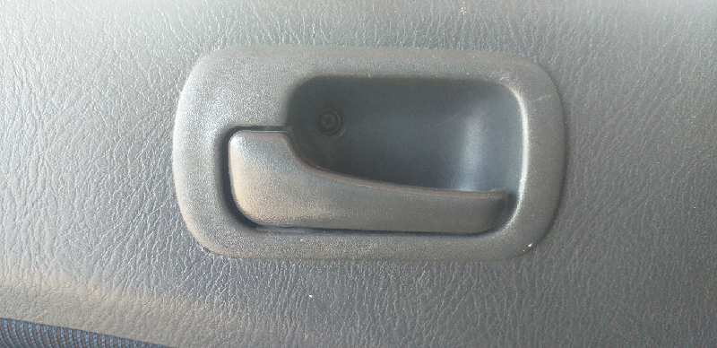 MANETA INTERIOR DELANTERA IZQUIERDA