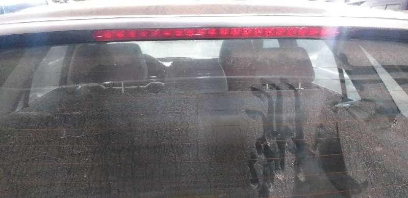 LUZ CENTRAL DE FRENO