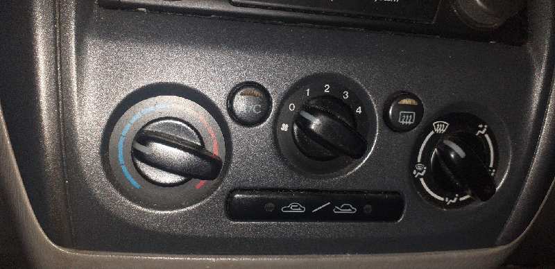 MANDO CALEFACCION /  AIRE ACONDICIONADO