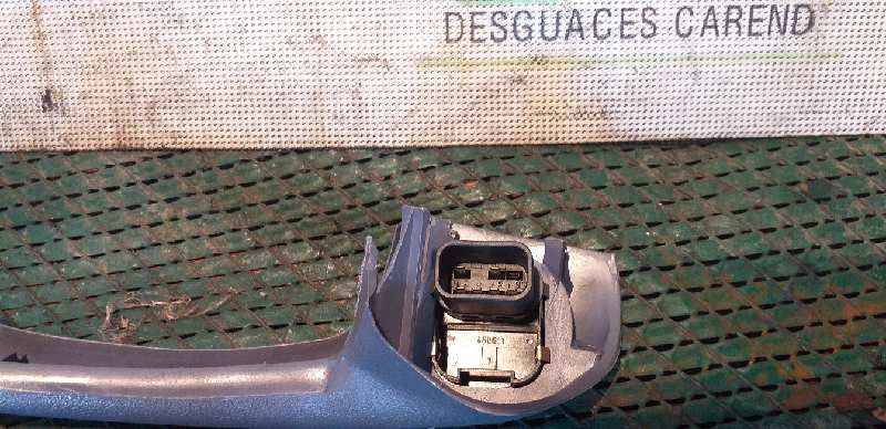 MANDO ELEVALUNAS DELANTERO DERECHO