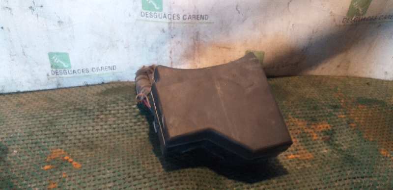 CAJA RELES / FUSIBLES