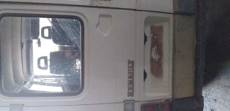 PUERTA TRASERA IZQUIERDA RENAULT TRAFIC (DESDE 5.89)