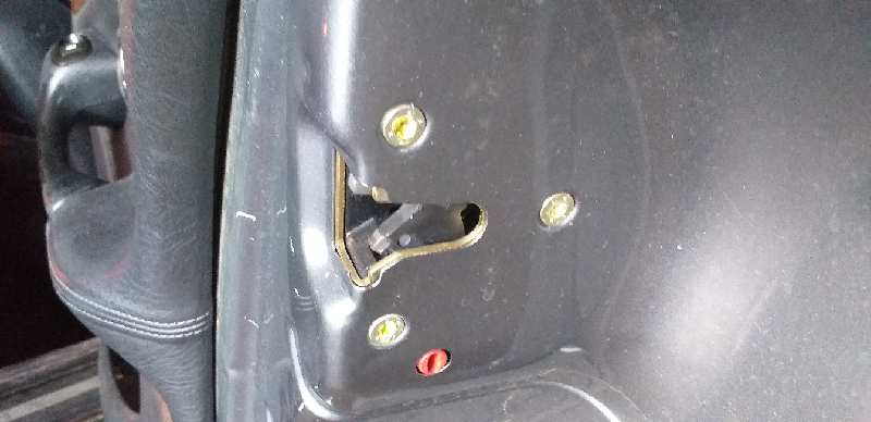 CERRADURA PUERTA TRASERA DERECHA 