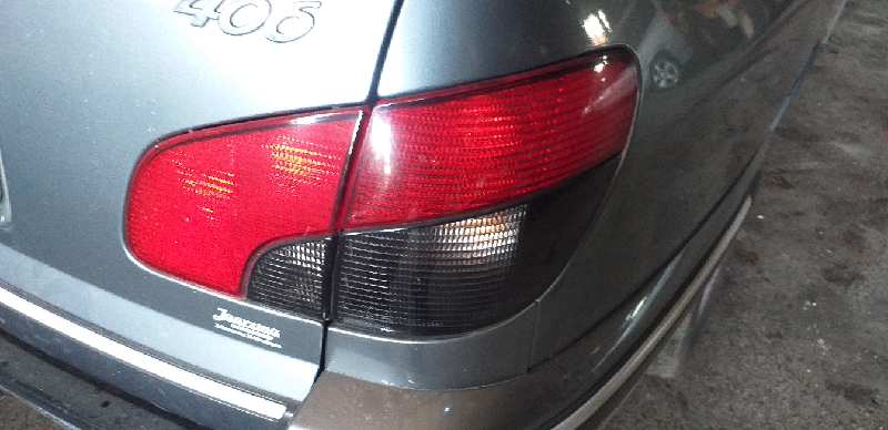 PILOTO TRASERO DERECHO