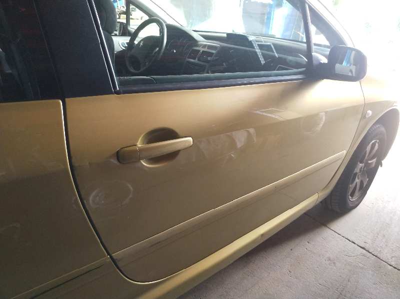 PUERTA DELANTERA DERECHA