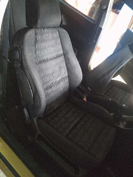 ASIENTO DELANTERO DERECHO