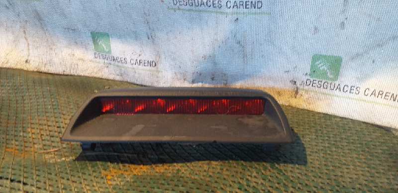 LUZ CENTRAL DE FRENO