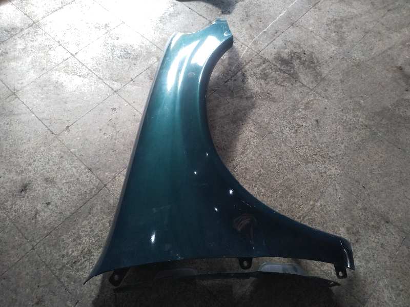 ALETA DELANTERA DERECHA