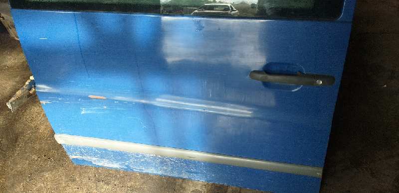 PUERTA LATERAL CORREDERA DERECHA