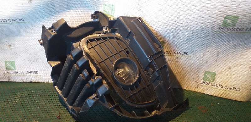 FARO ANTINIEBLA IZQUIERDO