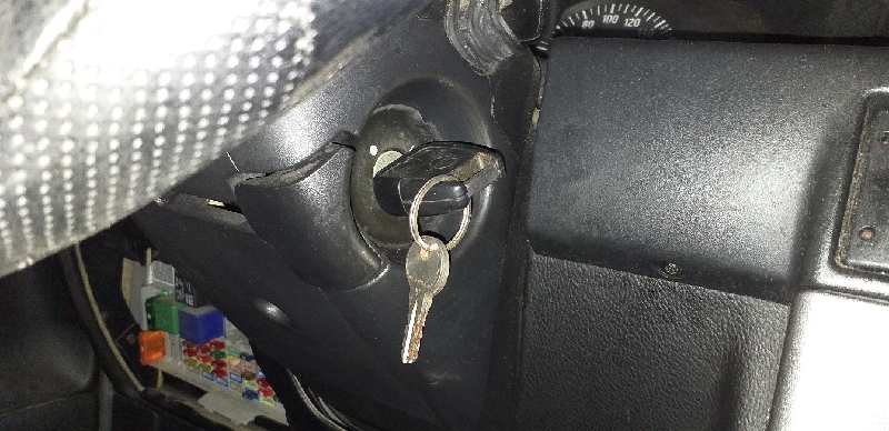 CONMUTADOR DE ARRANQUE