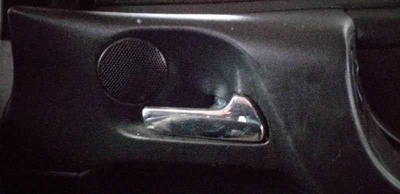 MANETA INTERIOR DELANTERA DERECHA