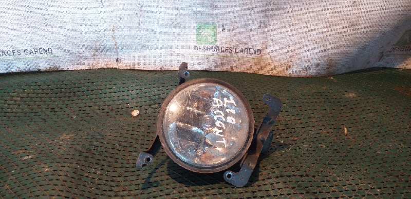 FARO ANTINIEBLA IZQUIERDO