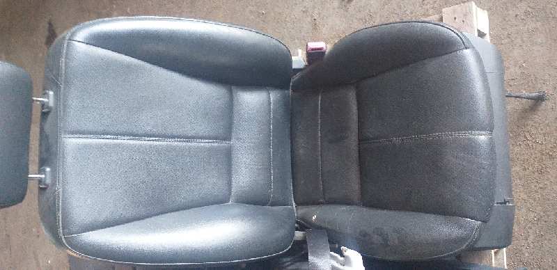 ASIENTO DELANTERO DERECHO