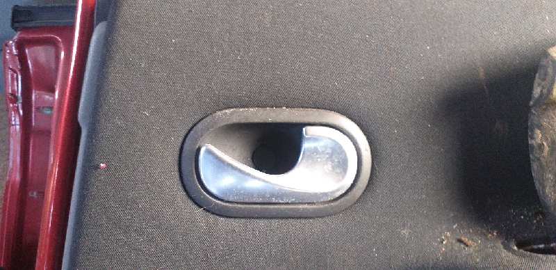 ELEVALUNAS TRASERO DERECHO