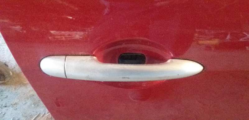 MANETA EXTERIOR DELANTERA DERECHA