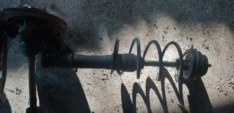 AMORTIGUADOR DELANTERO IZQUIERDO