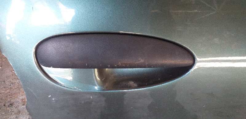 MANETA EXTERIOR DELANTERA DERECHA