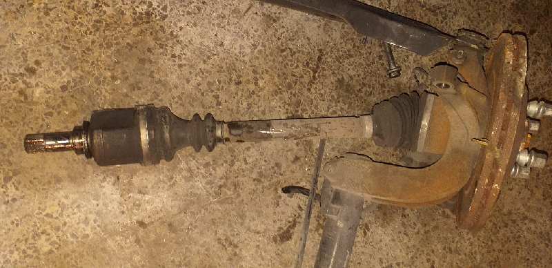 TRANSMISION DELANTERA IZQUIERDA