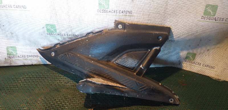 INFERIOR DERECHA CARENADO - PLACA YAMAHA AEROX 50