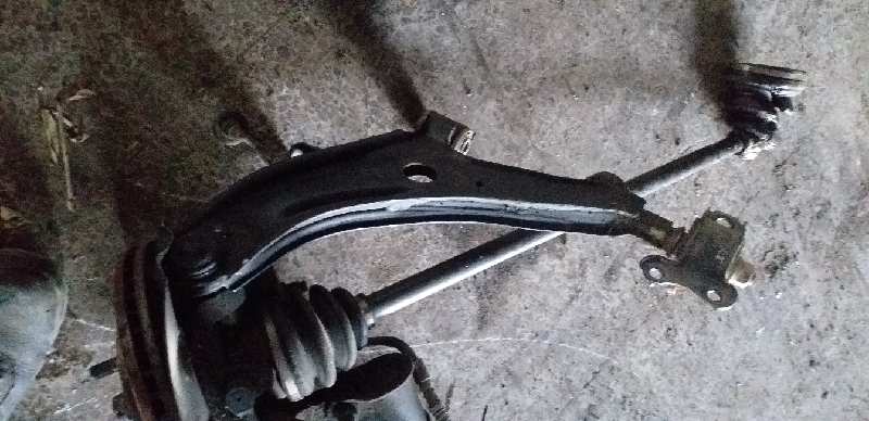 BRAZO SUSPENSION INFERIOR DELANTERO DERECHO