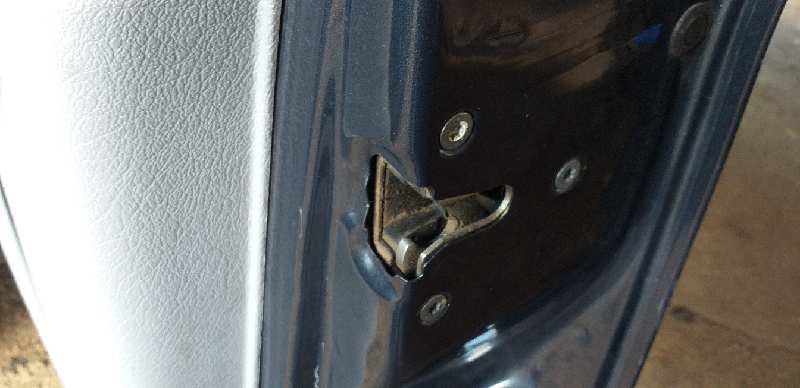 CERRADURA PUERTA DELANTERA DERECHA