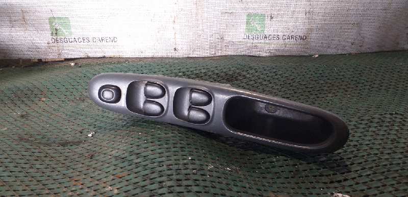 MANDO ELEVALUNAS DELANTERO IZQUIERDO 