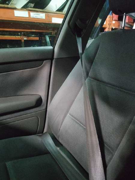 CINTURON SEGURIDAD DELANTERO DERECHO