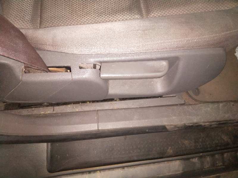 ASIENTO DELANTERO DERECHO