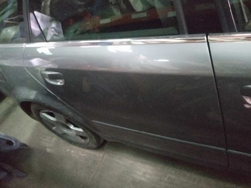 PUERTA TRASERA DERECHA