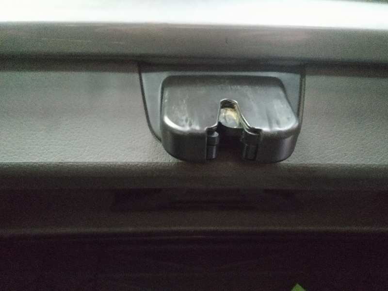 CERRADURA MALETERO / PORTON