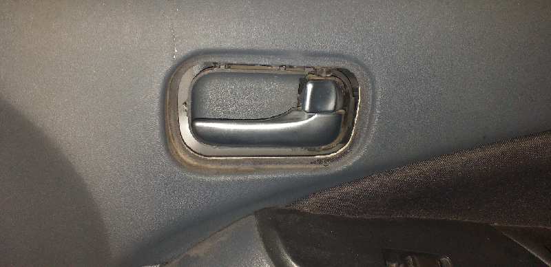 MANETA INTERIOR DELANTERA DERECHA