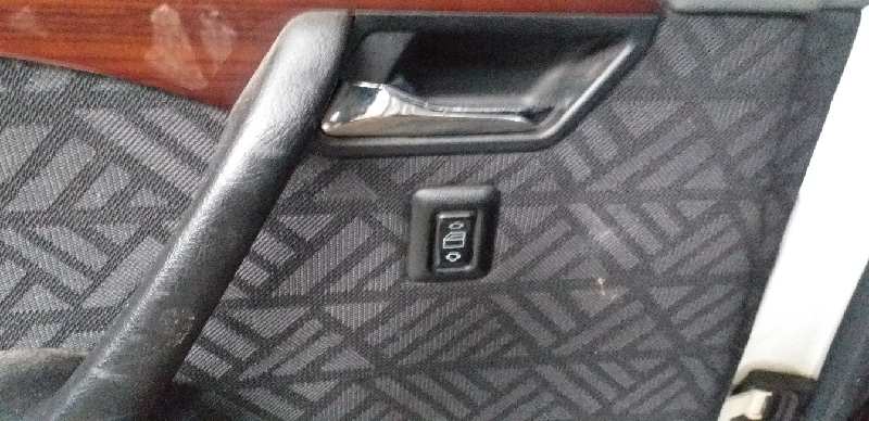 ELEVALUNAS TRASERO IZQUIERDO