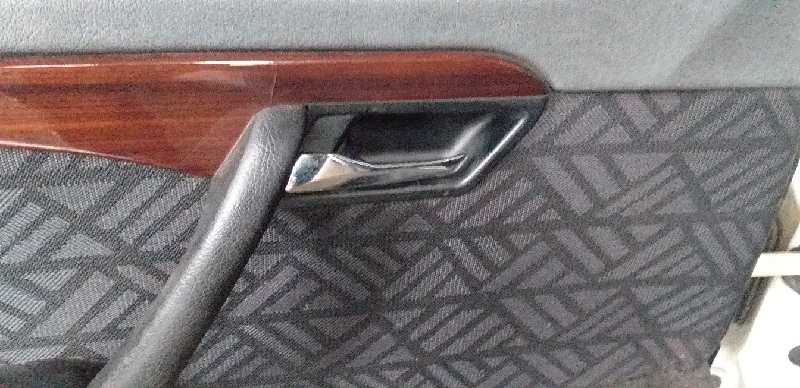 MANETA INTERIOR DELANTERA IZQUIERDA