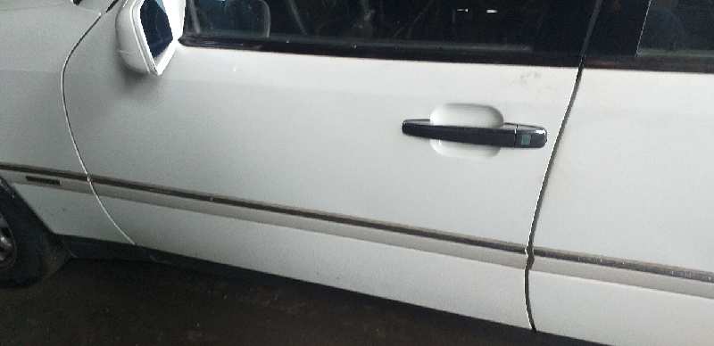 PUERTA DELANTERA IZQUIERDA